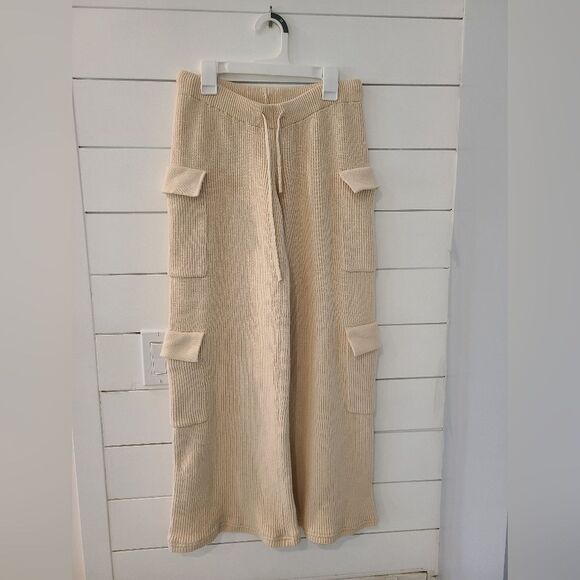 Edikted Women's Cream Knit Cargo Pants - Picture 1 of 5